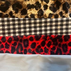 Set of 4 funky pants!!